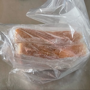 食パンは冷蔵庫で保存すると美味しく焼けます